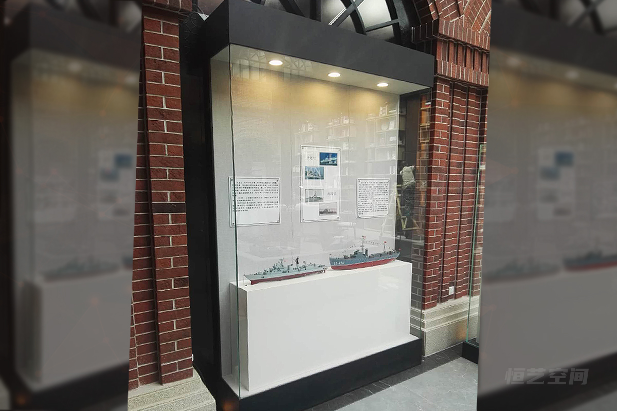 鞍山展廳博物館展柜沿墻柜